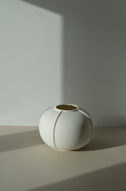 Vase n°2 | Calcaire